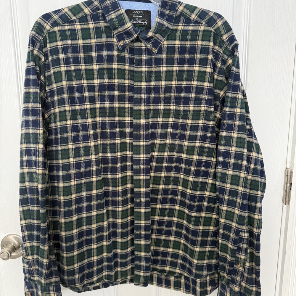 Dunes Men's Navy and Green Plaid Button Down Shirt